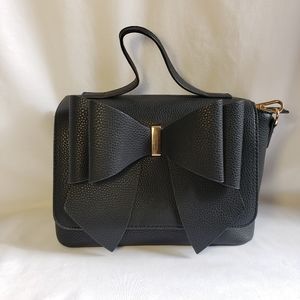 Black and Gold Bow Handbag